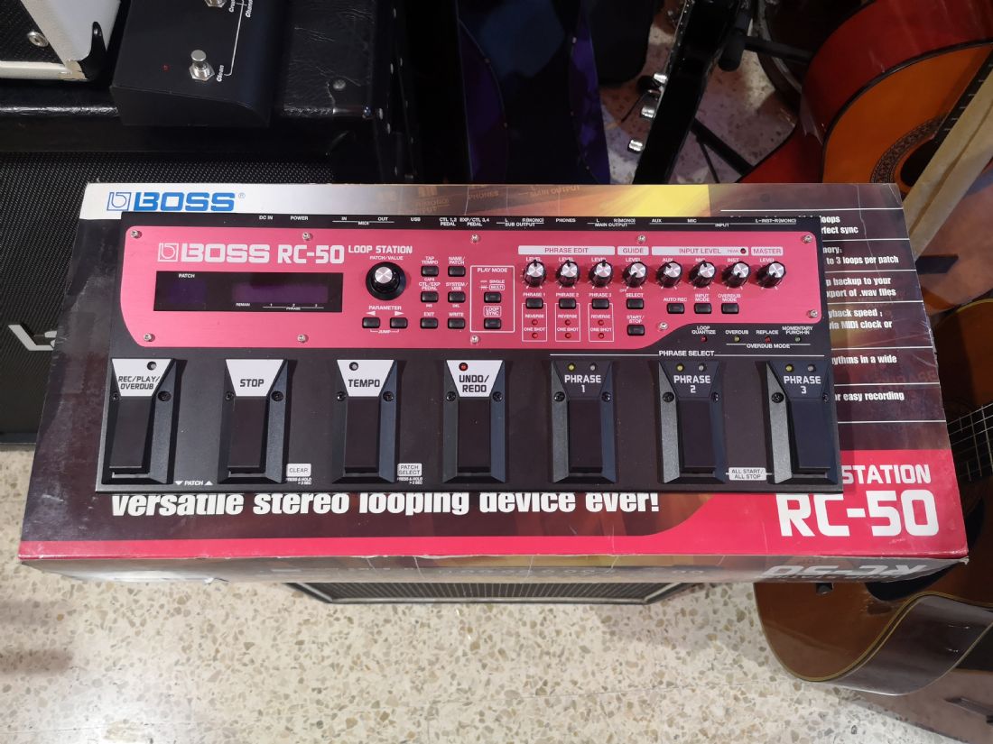 BOSS RC-3 Pedale Looper - E-Music Store - Forlì