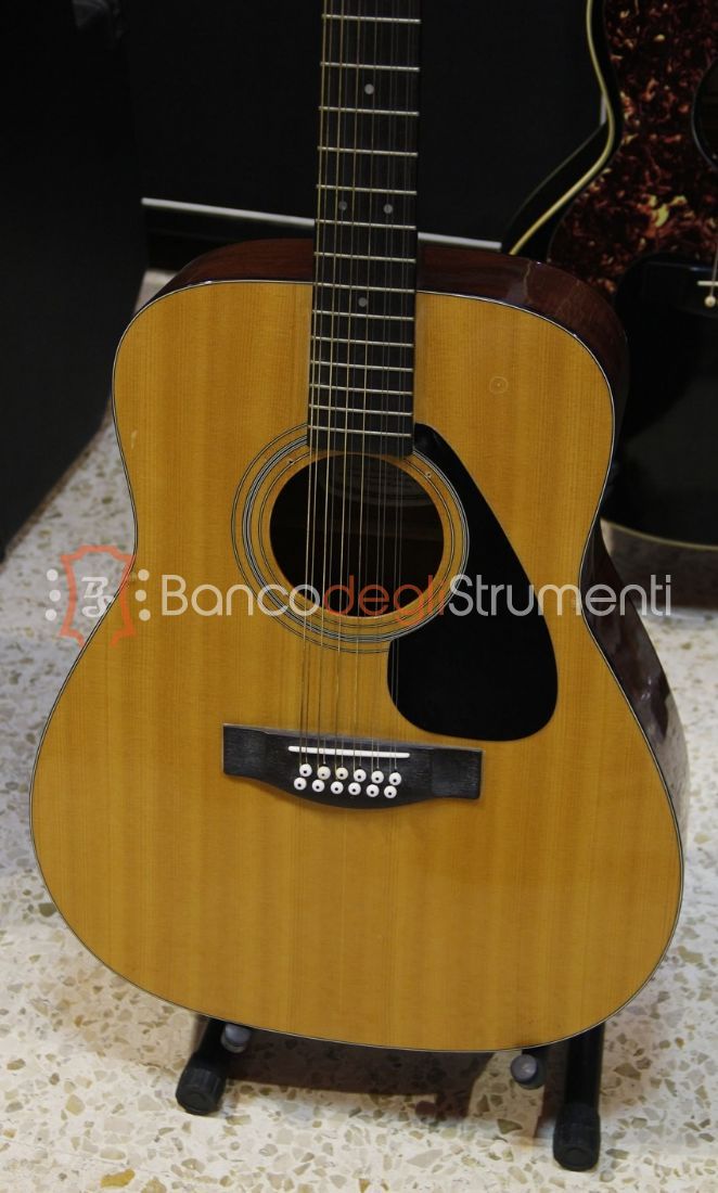 Corde Per Chitarra Western Yamaha FB12 - Bronzo, Super Leggere, Set Da 6 Corde - Suono Chiaro E Brillante