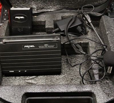 Proel EIKON WM700H - Microfono Wireless Ad Archetto Per Karaoke, Live E Presentazioni, Nero - Foto 11