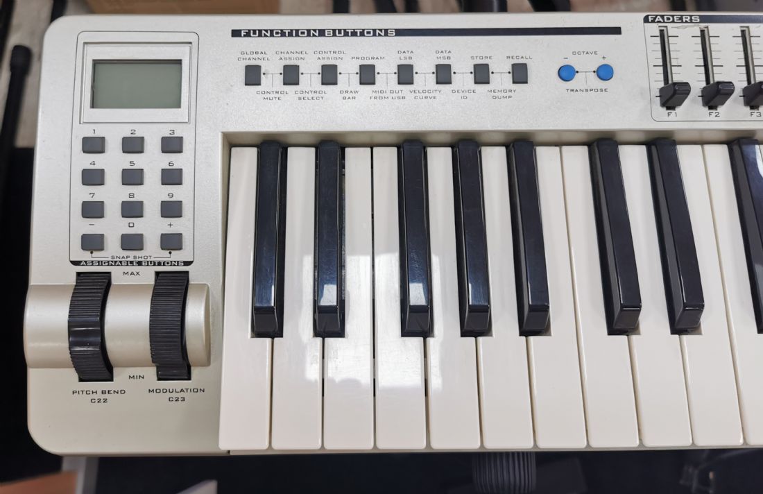 【USB MIDIコントローラー 】Evolution MK-461Cキーボード