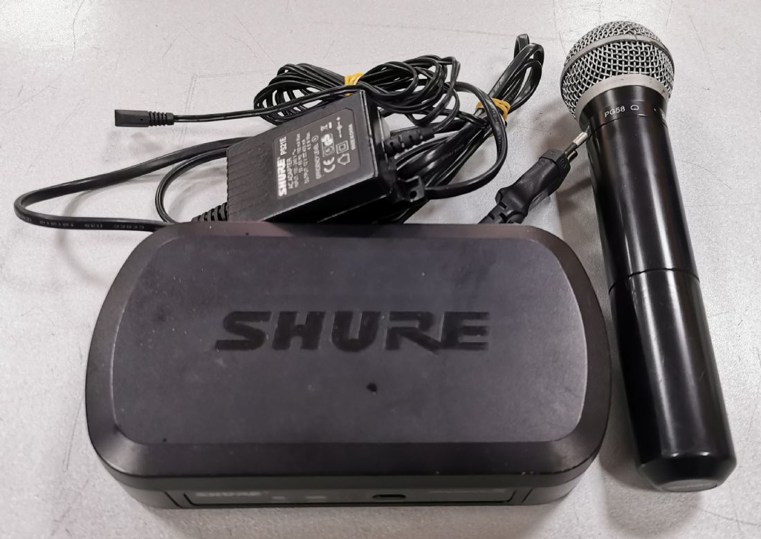 Shure PG58/PG4 Wireless Microfono PG58 senza fili con stazione - Usato ...