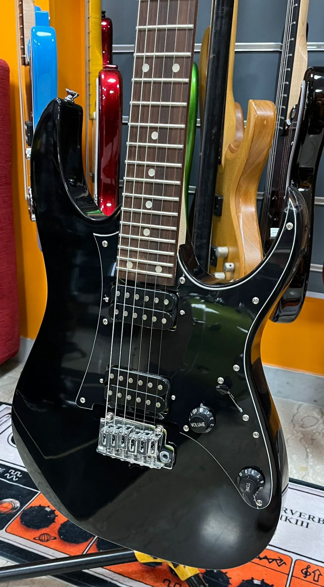 Ferma Cravatte Fermacravatta A Forma Di Chitarra - Nero/Bianco, 60x10mm Regali Per Battesimo Originali - 10